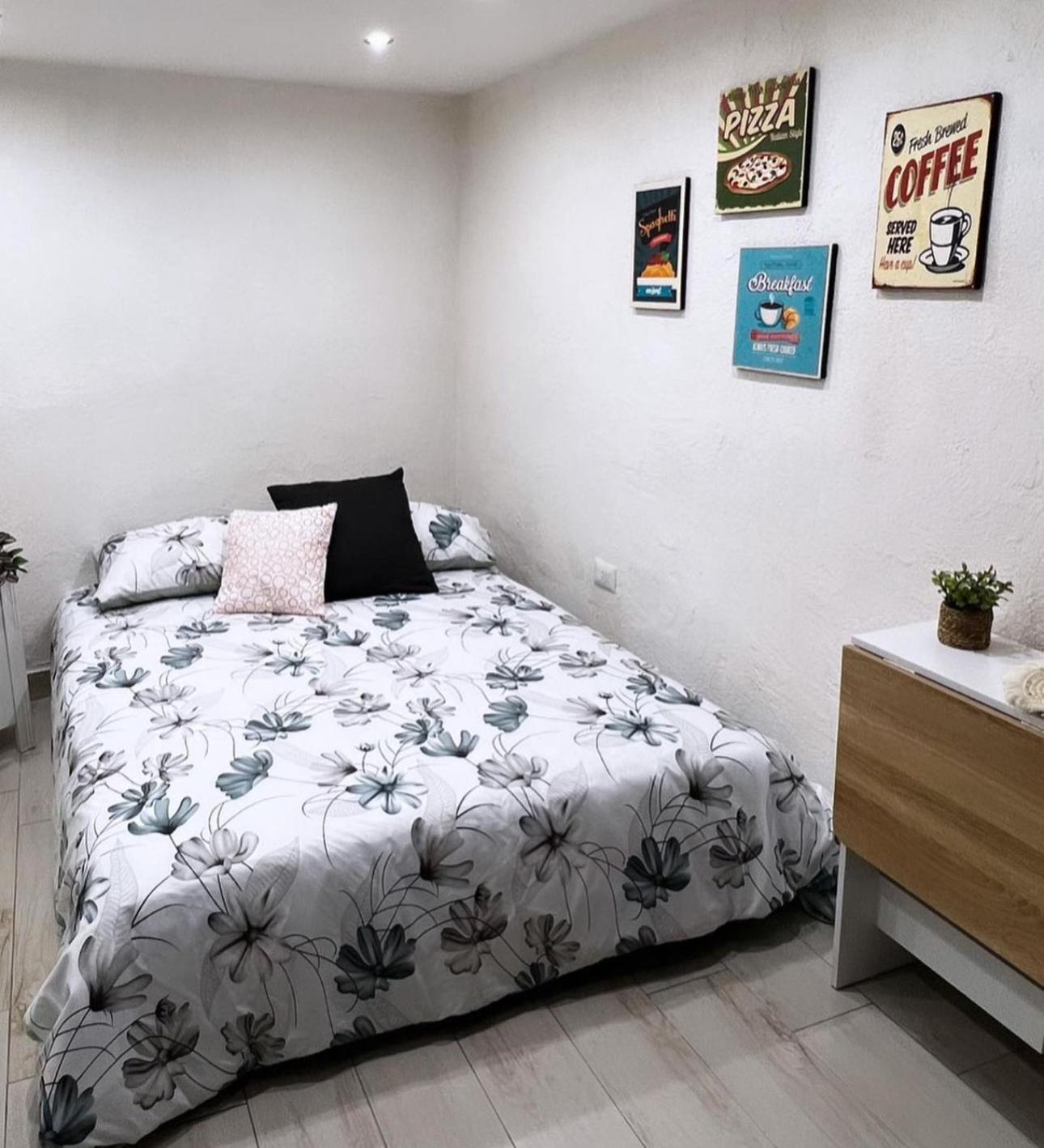 Vesuvia Guest House 나폴리 외부 사진