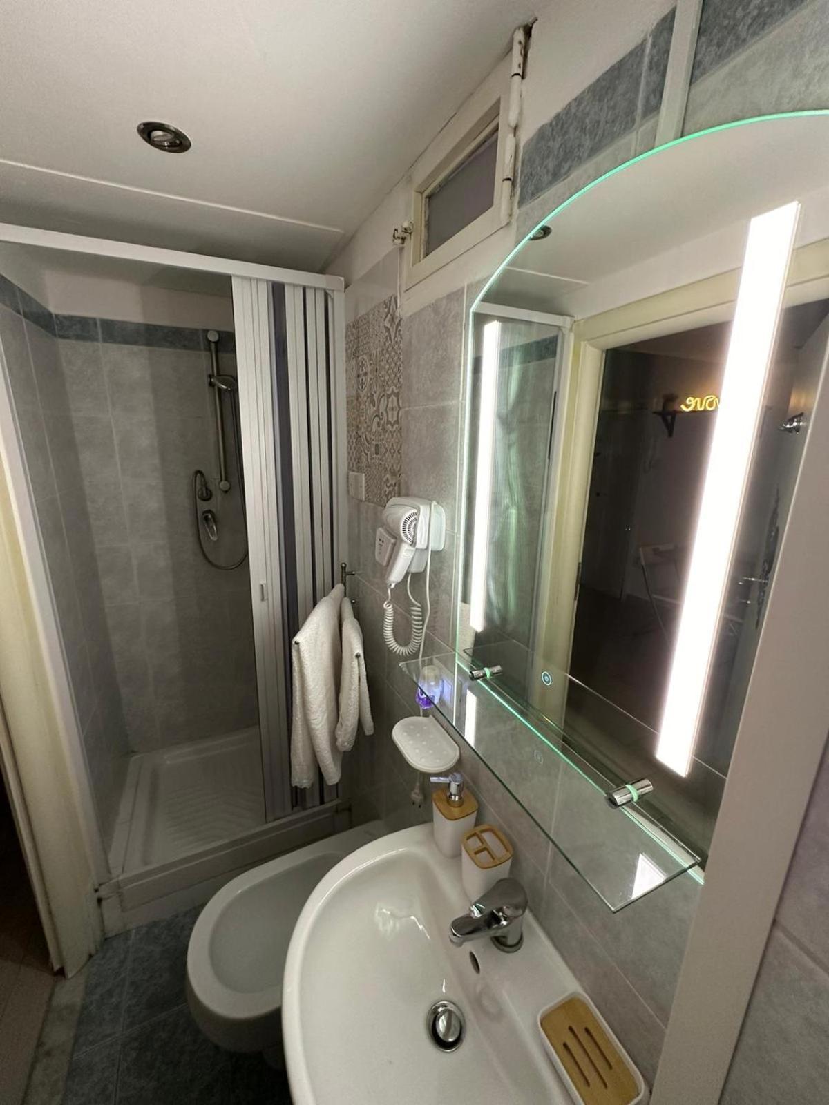 Vesuvia Guest House 나폴리 외부 사진